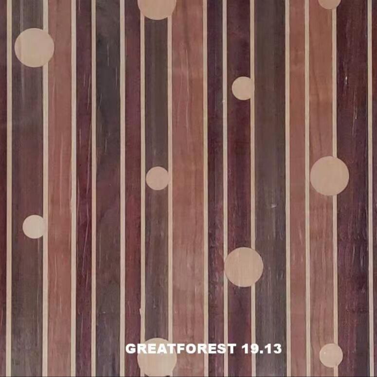 예술적인 쪽매 붙임 나무 무늬 대칭 콜라주 기하학적 패턴 풍부한 색상의 나무 그림 0.55mm